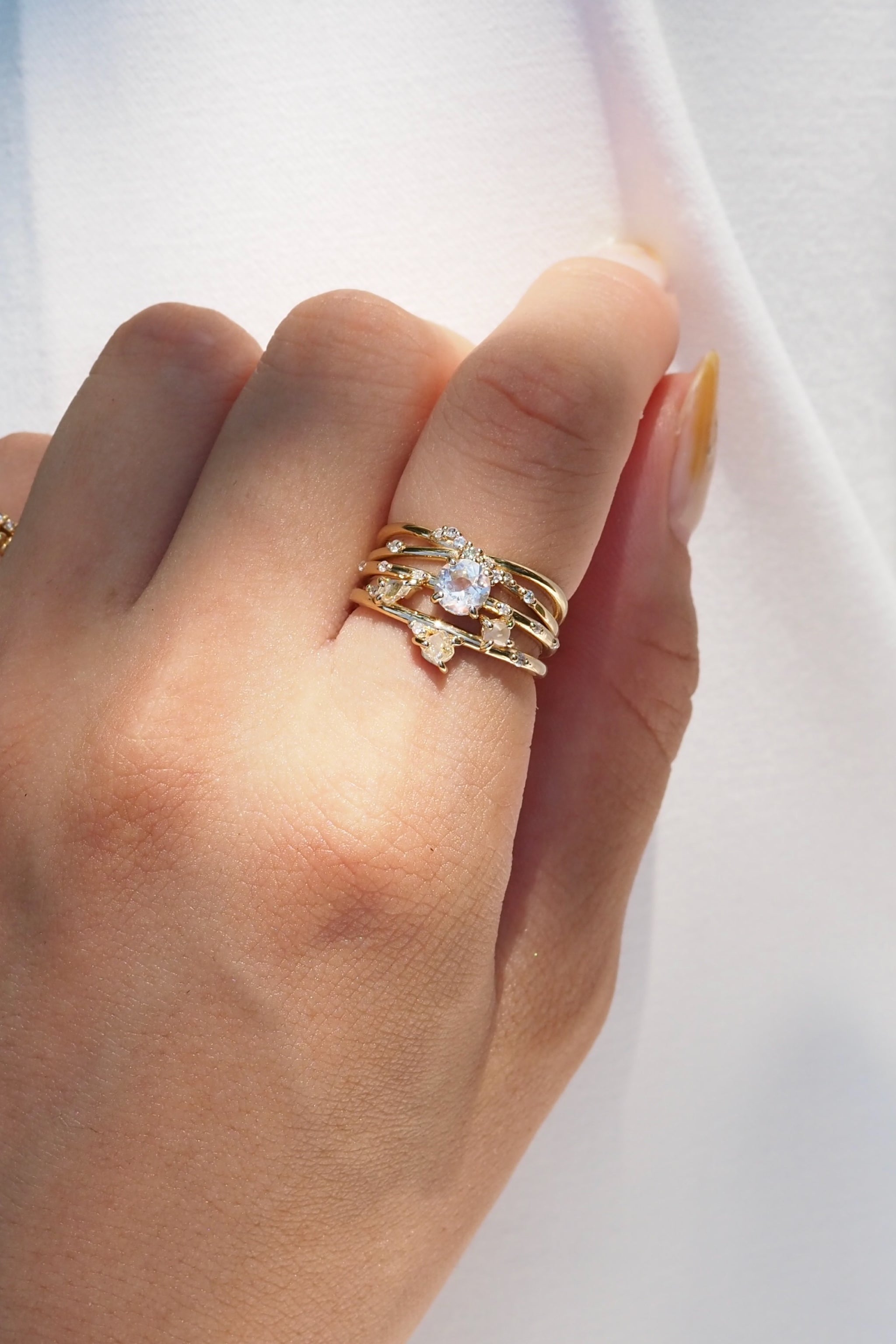 【新品・未使用品/レインボームーンストーンリング/ハイクラス】 レインボームーンストーン リング 【1点限り】 | DoubleMoon