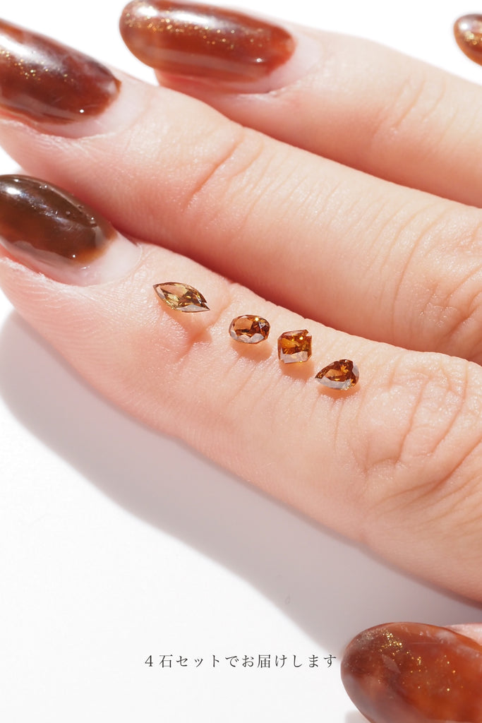 ①ダイヤモンド・マーキスカット・0.19ct・6.4*2.5mm・南アフリカ産②ダイヤモンド・オーバルカット・0.19ct・4*2.7mm・南アフリカ産③ダイヤモンド・ペアシェイプカット・0.13ct・4*2.7mm・南アフリカ産｜④ダイヤモンド・オクタゴンカット・0.20ct・3.2*2.9mm・南アフリカ産