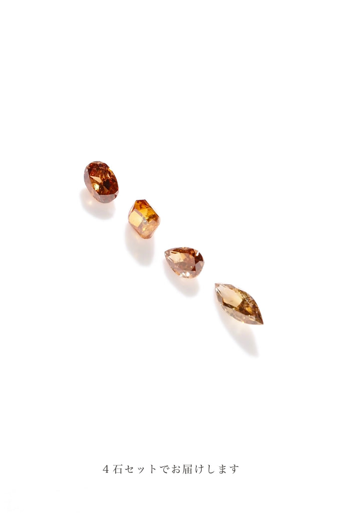 ①ダイヤモンド・マーキスカット・0.19ct・6.4*2.5mm・南アフリカ産②ダイヤモンド・オーバルカット・0.19ct・4*2.7mm・南アフリカ産③ダイヤモンド・ペアシェイプカット・0.13ct・4*2.7mm・南アフリカ産｜④ダイヤモンド・オクタゴンカット・0.20ct・3.2*2.9mm・南アフリカ産