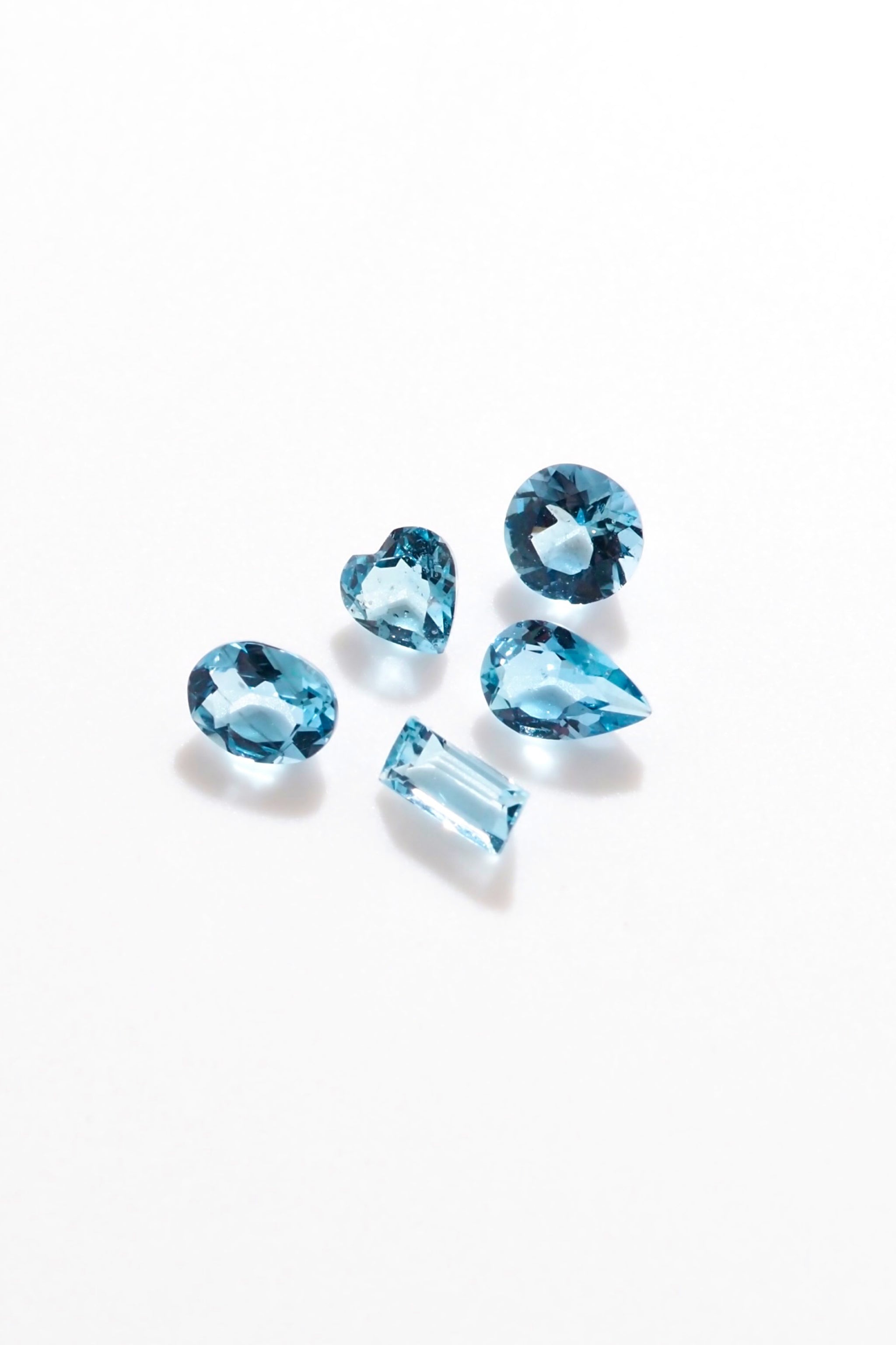 アクアマリン 宝石一覧｜the One 宝石と出会う｜MASHIRO