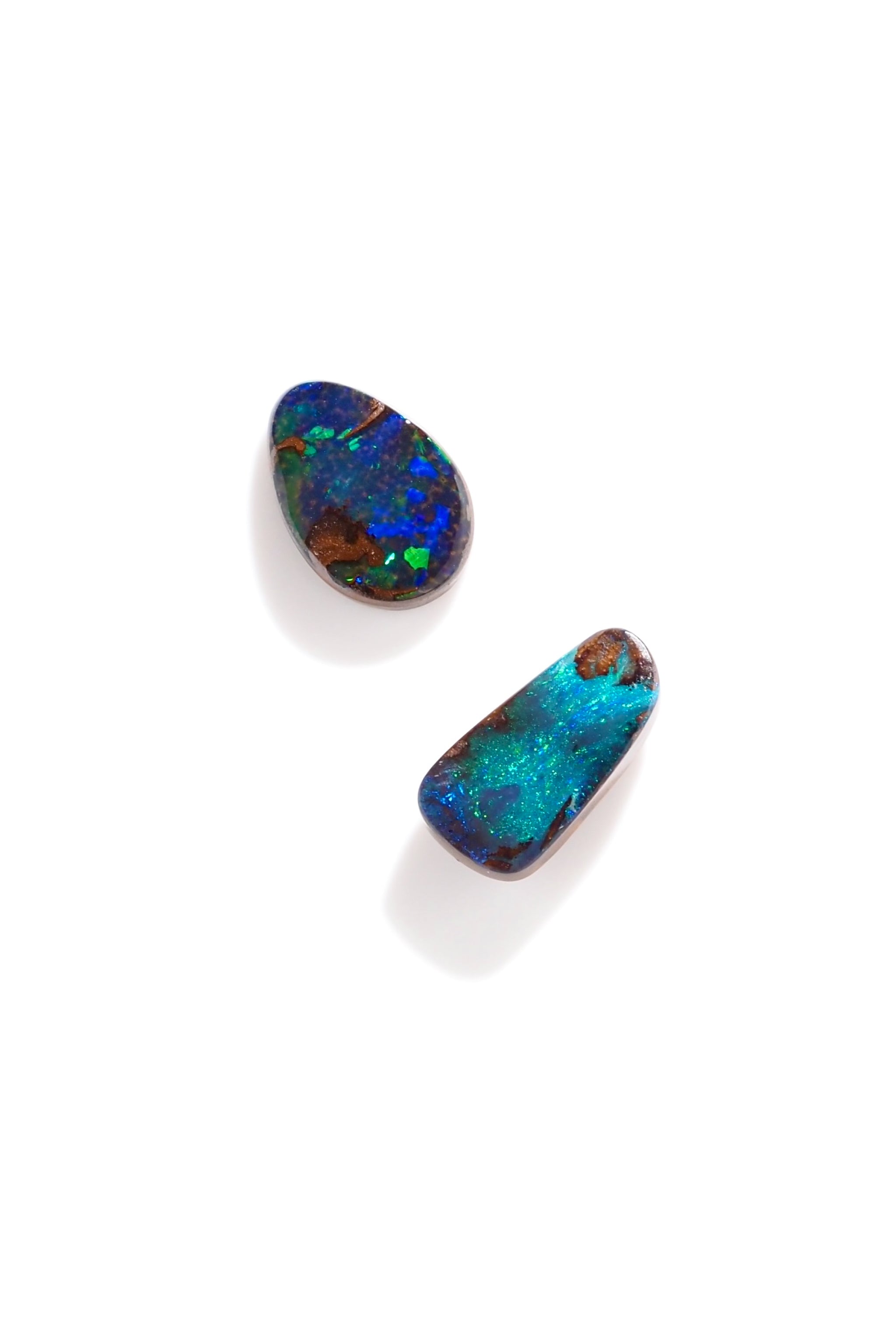 デンドライトオパール オーバル カボション8×6mm 10個｜天然石