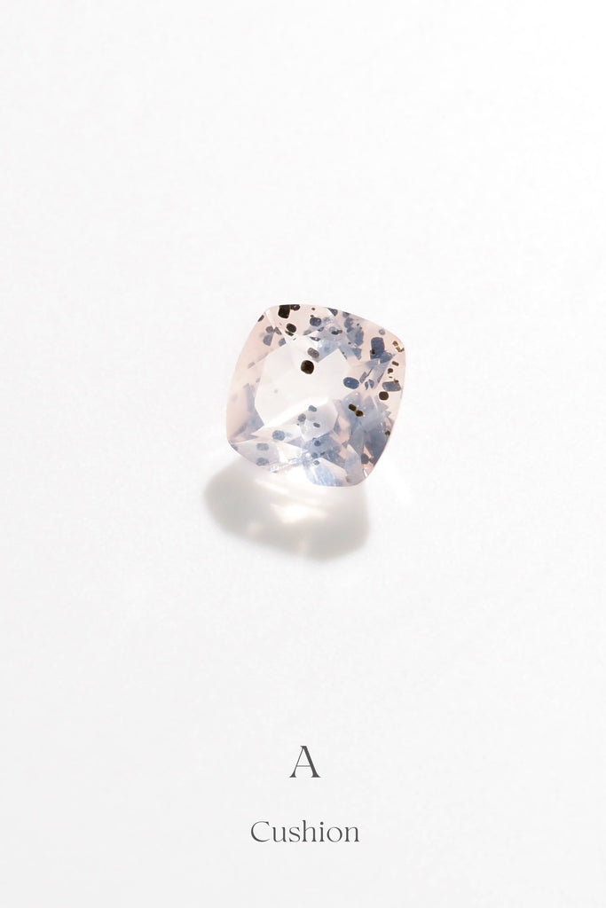 ドットインローズクォーツ・クッションカット・ブラジル産
