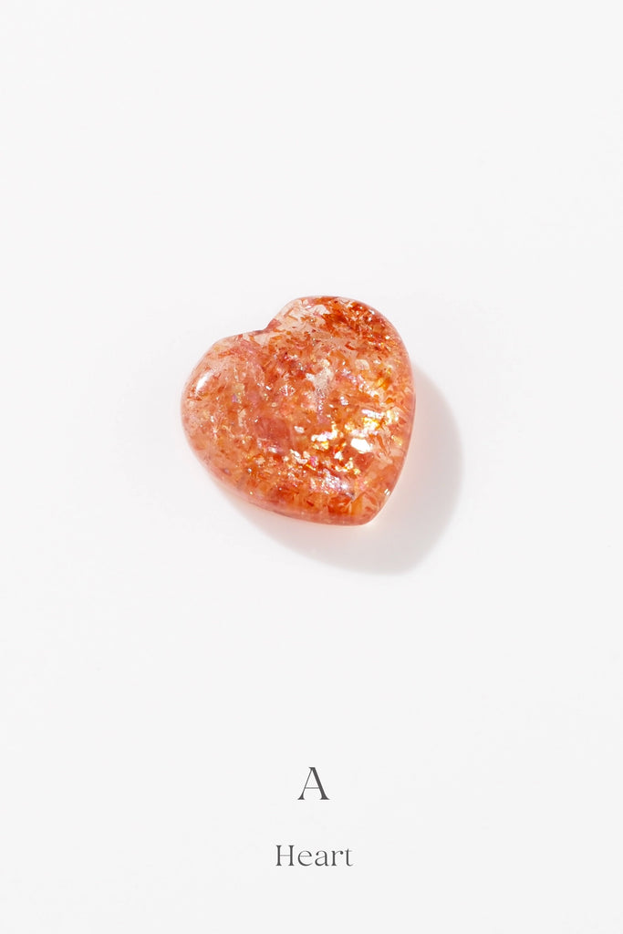 ジュエリースタジオMASHIROがお届けする宝石。タンザニア産のイリュージョンサンストーン・ハートシェイプカット