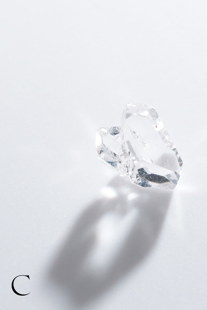 MASHIROハーキマーダイヤモンド・ファンシーカット1石の写真
