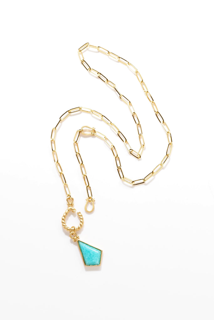 ジュエリースタジオMSAHIROのセミオーダーメイドジュエリーデザイン、オメガループネックレス。オメガデザインのモチーフとクリップチェーン、フロントフックが融合したデザイン。宝石（ルース）からのお仕立てやジュエリーからのオーダージュエリー＆リメイク（リフォーム）に対応。アマゾナイトとイエローゴールド