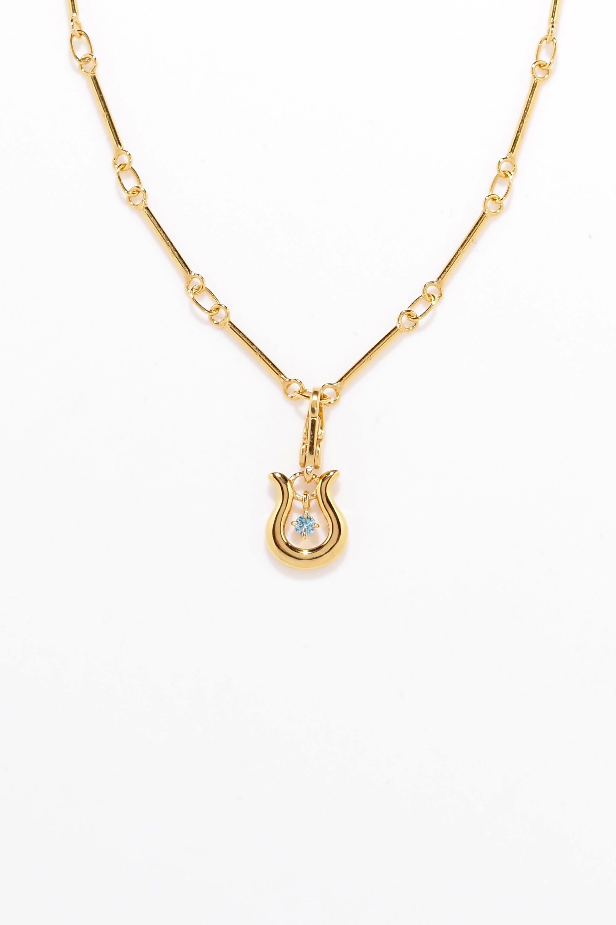 アイスブルーダイヤモンド・ホースシューオメガネックレス・イエロー