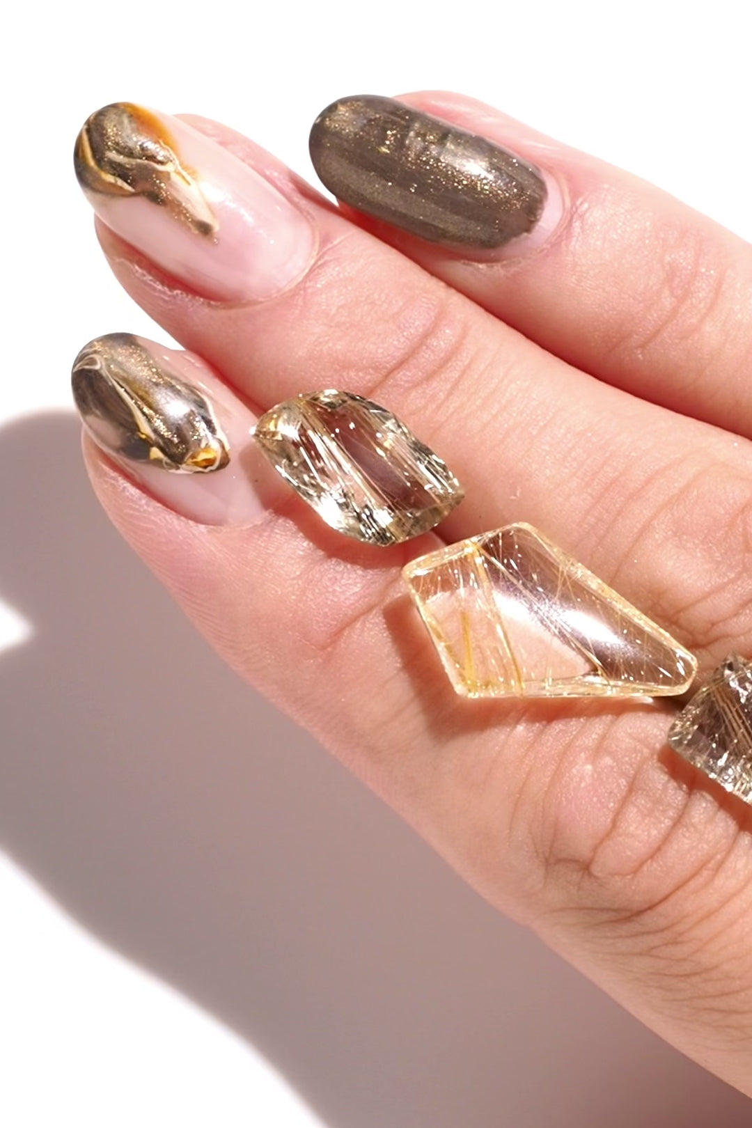 専用♡新作♡珈琲カラー　秋色ブレス ゴールドルチル、ウイスキークオーツ極上カット LIMITED出品】ゴールドルチルクォーツ・デザイナーズカット