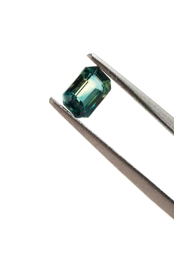 ジュエリースタジオMASHIROの宝石（ルース）販売ページ。オーストラリアとスリランカ産のバイカラーサファイア（ブルー＆イエロー）、オーバルカット、マーキスカット、ペンタゴンカット、オクタゴンカット。