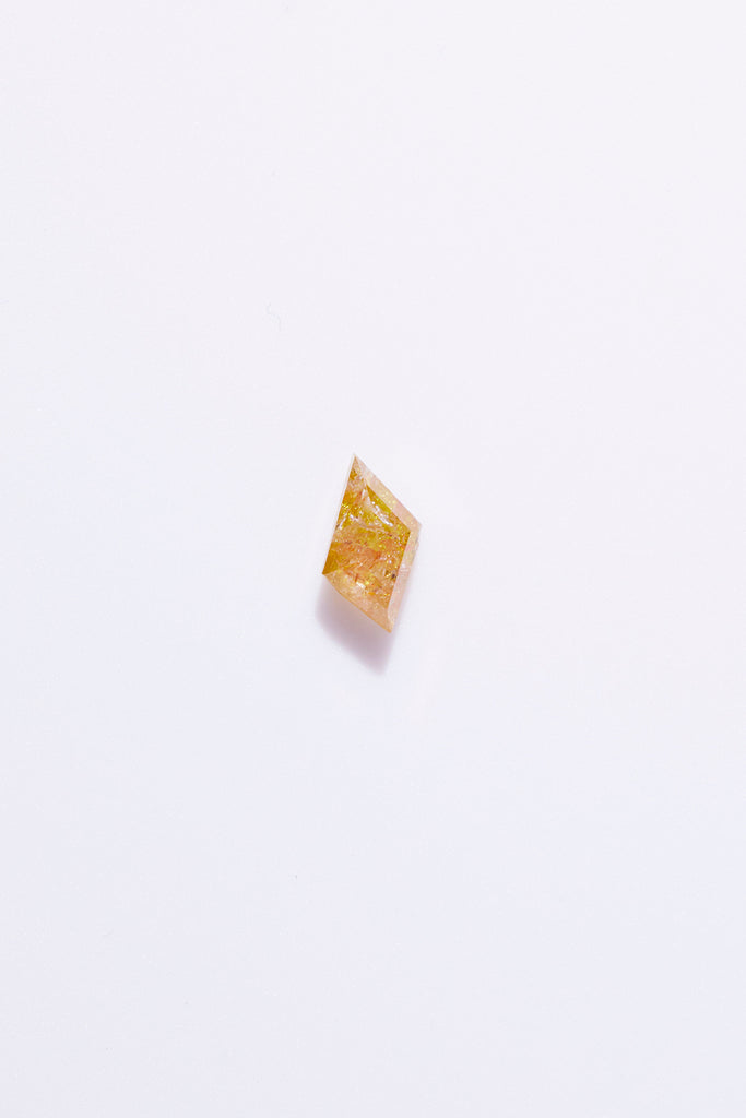 MASHIROキャンディーカラーダイヤモンド1石写真