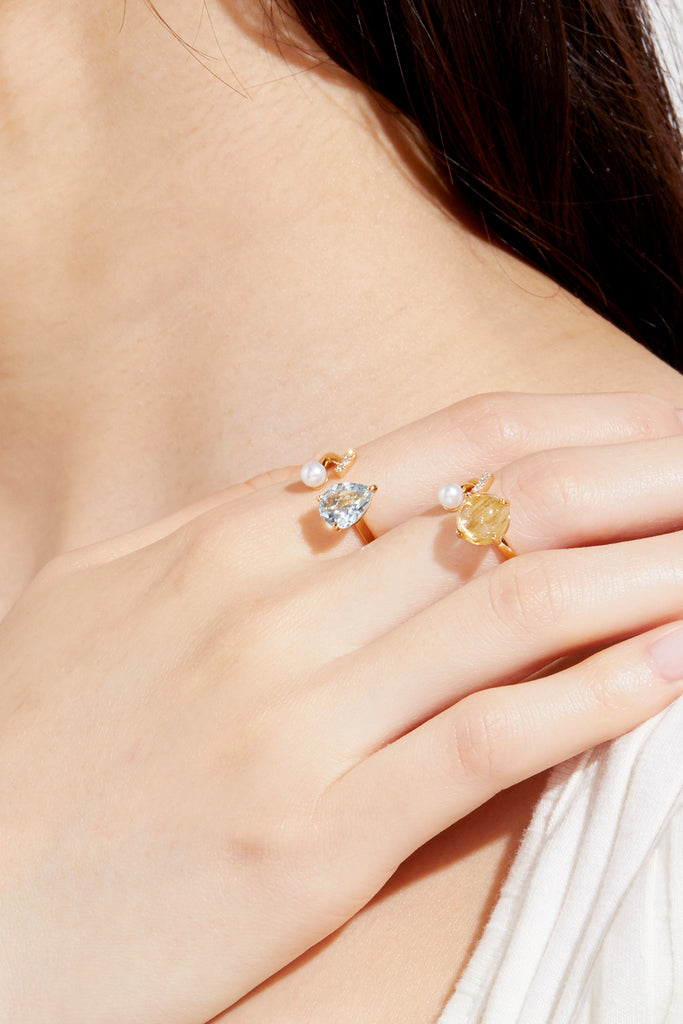 MASHIRO 覆輪留パール、ダイヤモンドのブーケデザインのリング（指輪）の2つの着用写真